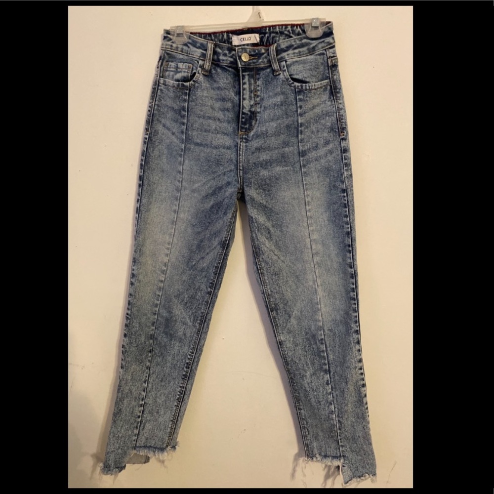 Sign on the Line Ankle Jeans - Acid Wash